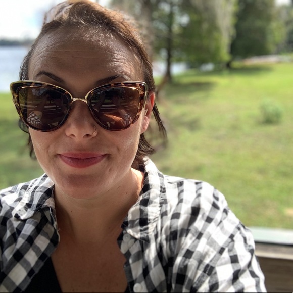 Meet your Posher, Janna - Picture 3 of 8